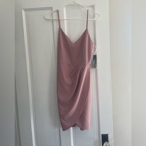 Muave pink dress from lulus size medium never worn